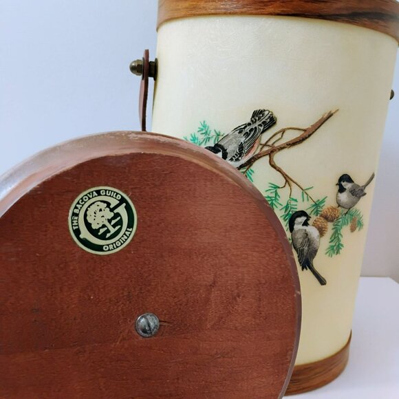 Vintage Bacova Guild Fiberglass Ice Bucket Leather Handle Cardinal Chickadee Bir - Picture 13 of 13